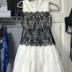 Whit and black kids dress